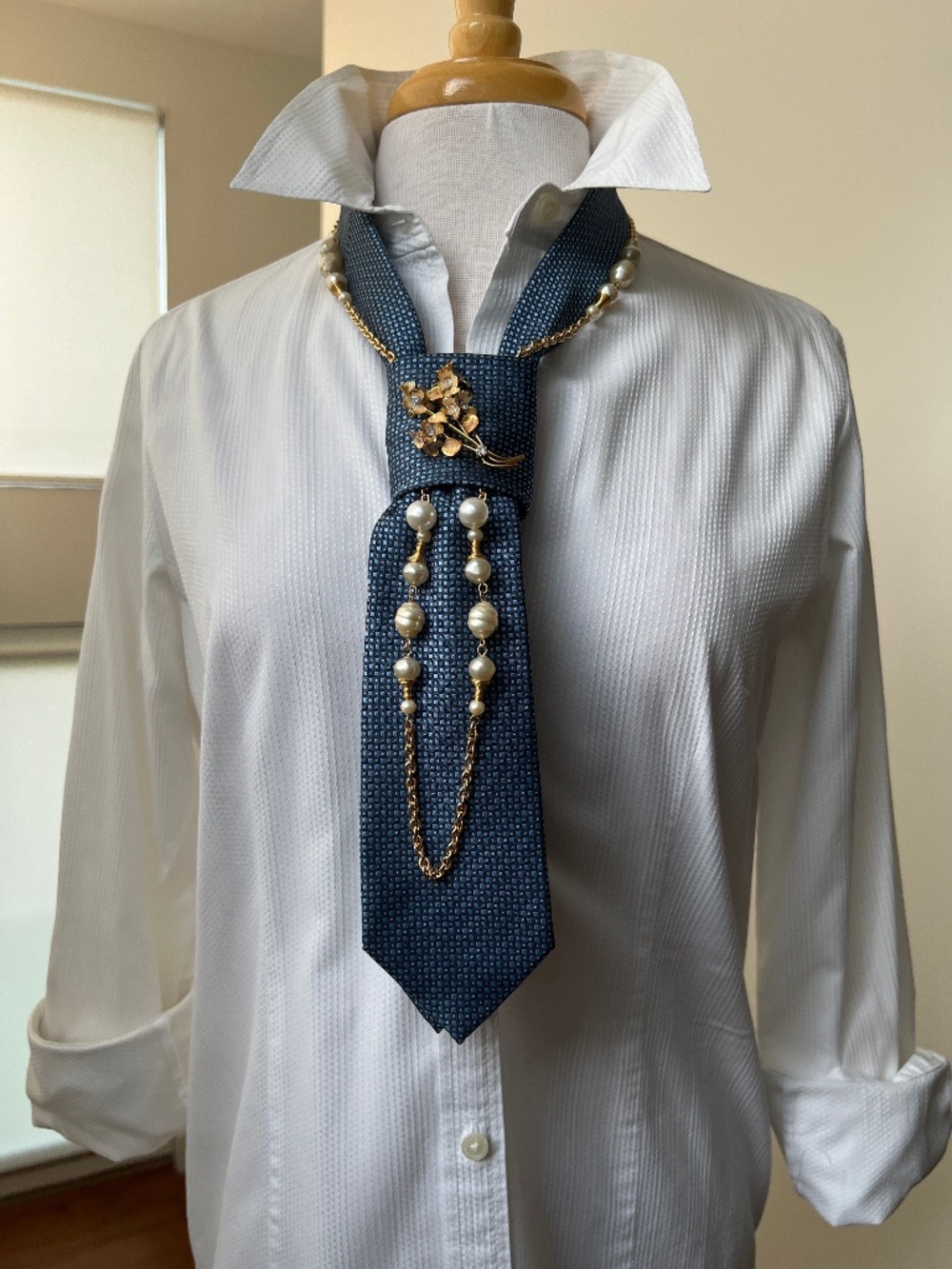 A3🇨🇦_Blue Elegance Tie/Necklace
